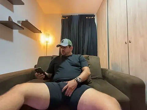 Snapshot of arthur_94 chatting on 07/02/26, 03:23 arthur 94 online show from 07/02/26, 03:23