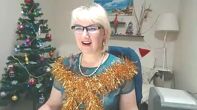 FleurMays online show from 12/24/24, 05:49