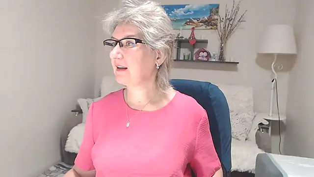 FleurMays online show from 11/27/25, 05:20