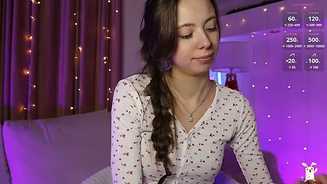 Snapshot of Goldy_Grace_ chatting on 01/14/25, 02:53 Goldy Grace  online show from 01/14/25, 02:53