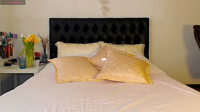 Goddess Squirt  online show from 03/13/25, 02:05