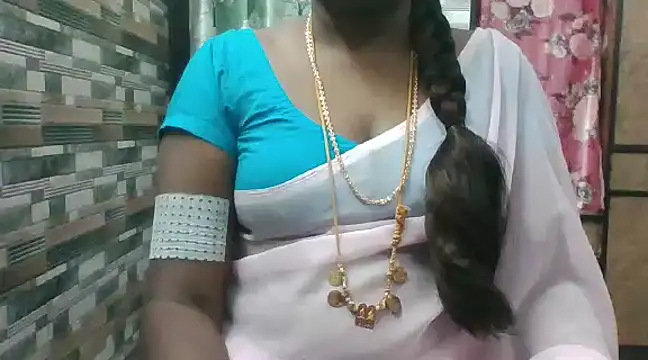 Snapshot of Hot_akshara chatting on 12/02/24, 03:25 Hot akshara online show from 12/02/24, 03:25