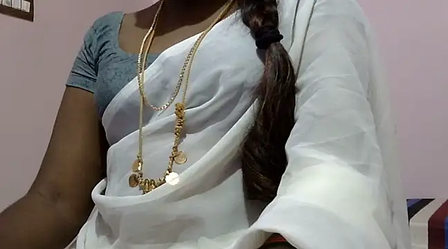 Snapshot of Hot_akshara chatting on 03/05/25, 01:28 Hot akshara online show from 03/05/25, 01:28