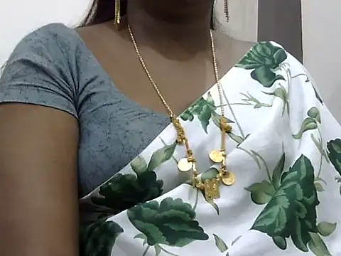 Snapshot of Hot_akshara chatting on 09/09/25, 02:38 Hot akshara online show from 09/09/25, 02:38