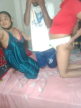 Snapshot of ArishaCouple chatting on 12/12/24, 06:03 ArishaCouple online show from 12/12/24, 06:03