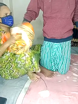 Snapshot of ArishaCouple chatting on 01/13/25, 10:14 ArishaCouple online show from 01/13/25, 10:14