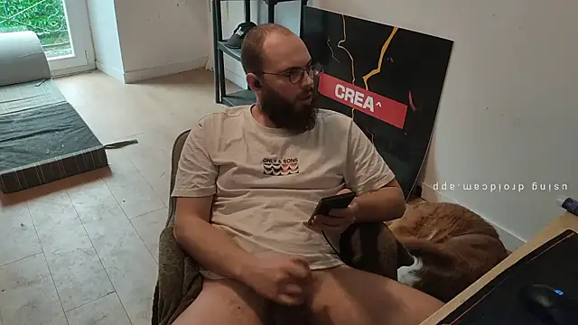 Snapshot of azagoul222 chatting on 03/01/26, 11:01 azagoul222 online show from 03/01/26, 11:01