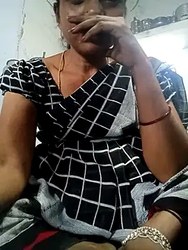 Snapshot of Gautami-telugu chatting on 03/20/25, 07:47 Gautami-telugu online show from 03/20/25, 07:47