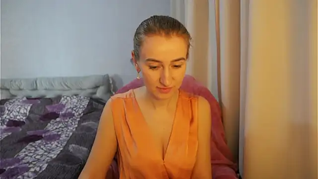 Sophiloren online show from 03/07/26, 11:29