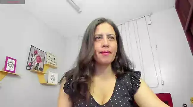 kathina giraldo online show from 03/21/25, 12:50