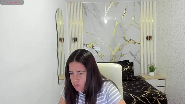 kathina giraldo online show from 03/26/26, 12:55