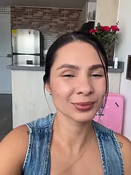 SofiaG  online show from 11/10/25, 07:57