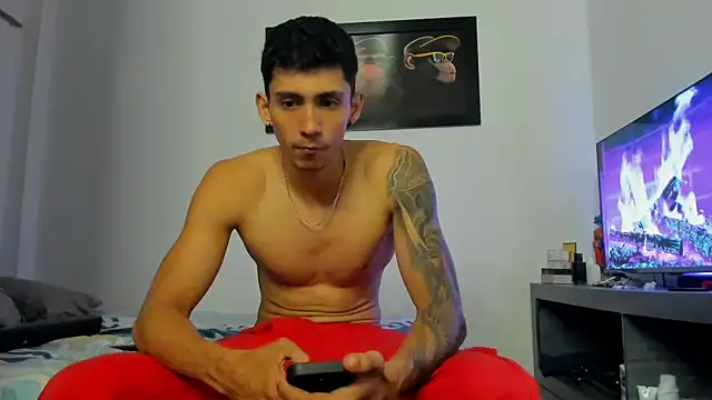OliverBennet online show from 09/22/25, 05:04