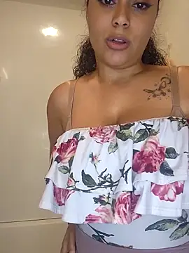 cinnaminnie online show from 03/24/26, 03:33