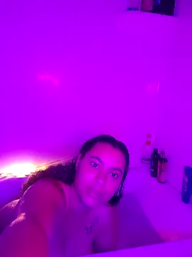 cinnaminnie online show from 03/30/26, 04:30