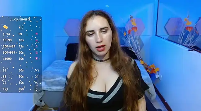 Snapshot of CharloteTaylor_ chatting on 03/18/25, 10:36 CharloteTaylor online show from 03/18/25, 10:36