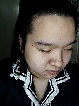 Thomgdee online show from 11/17/25, 05:35