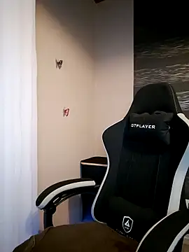 Snapshot of Jujuicy_97 chatting on 03/11/25, 07:14 Jujuicy 97 online show from 03/11/25, 07:14