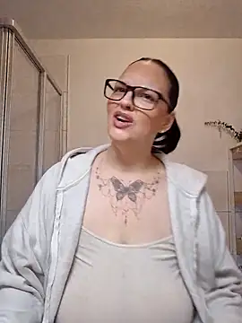 Jujuicy 97 online show from 03/27/26, 08:26