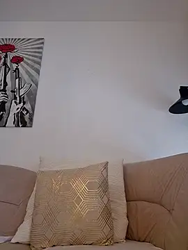 Jujuicy 97 online show from 04/19/26, 10:36