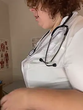 Snapshot of Tania-myr87_ZD chatting on 12/15/24, 03:13 Tania-myr87 ZD online show from 12/15/24, 03:13