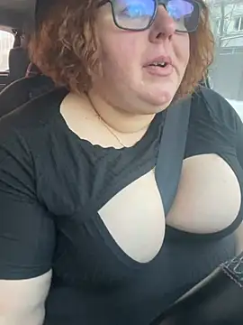 Snapshot of Tania-myr87_ZD chatting on 12/18/24, 09:25 Tania-myr87 ZD online show from 12/18/24, 09:25