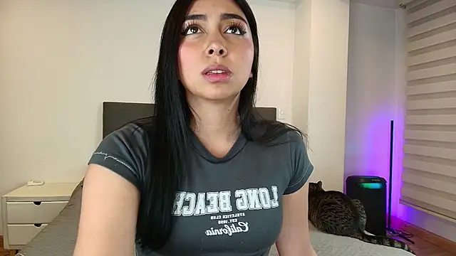 Snapshot of Lania_spencer2 chatting on 11/15/25, 02:53 Lania spencer2 online show from 11/15/25, 02:53