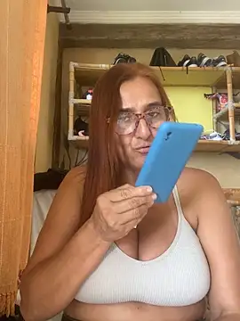 Snapshot of anastasia_and_jordan chatting on 02/12/25, 03:27 anastasia and jordan online show from 02/12/25, 03:27