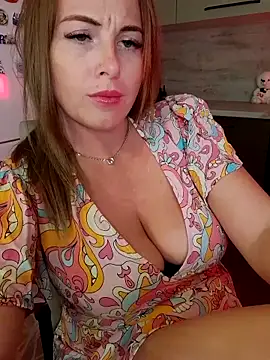 Cute Hot Alice online show from 09/15/25, 08:31