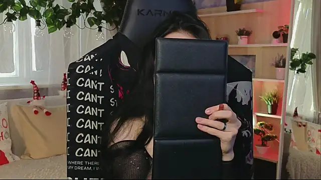 KiraLiLime online show from 02/25/25, 01:06