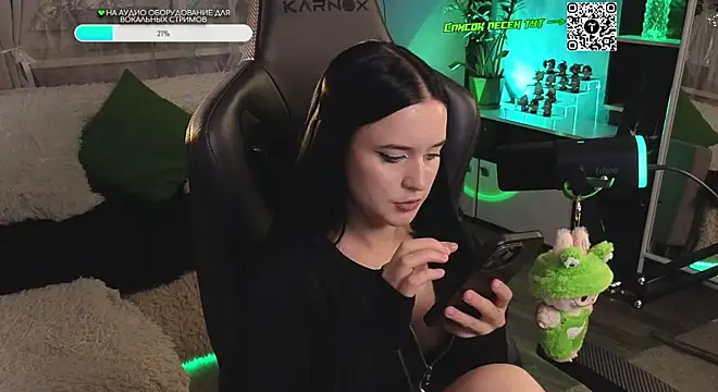 KiraLiLime online show from 09/30/25, 01:43