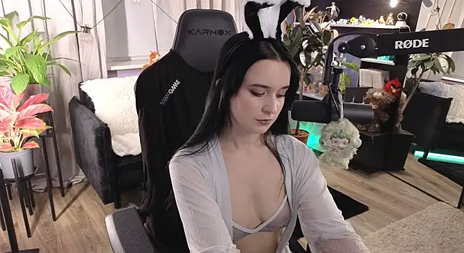 KiraLiLime online show from 04/04/26, 07:22