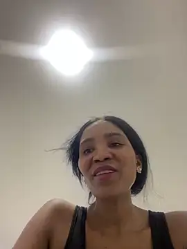 Snapshot of Jessie-pradoo chatting on 12/27/24, 02:58 Jessie-pradoo online show from 12/27/24, 02:58