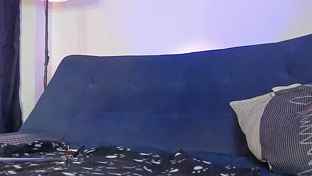 Snapshot of swetty_loverss chatting on 10/31/25, 10:33 swetty loverss online show from 10/31/25, 10:33