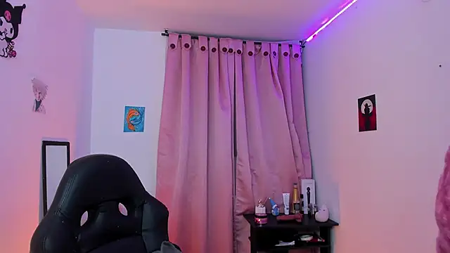 indra cam online show from 02/21/25, 10:39