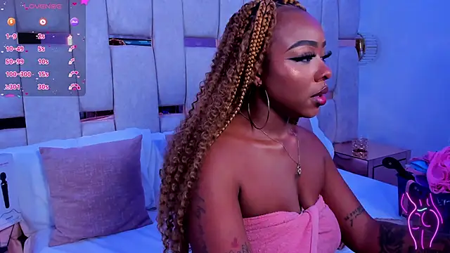 Snapshot of mia_schwarz chatting on 01/31/25, 09:48 mia schwarz online show from 01/31/25, 09:48