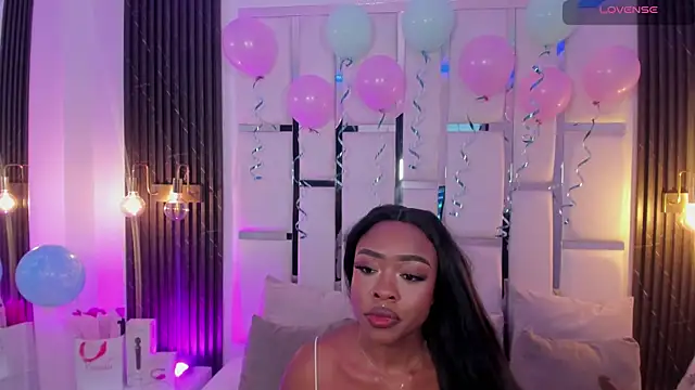 Snapshot of mia_schwarz chatting on 11/29/25, 02:31 mia schwarz online show from 11/29/25, 02:31