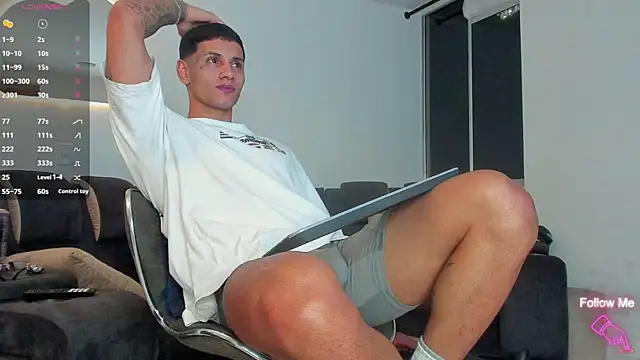 Snapshot of davis_alx1 chatting on 02/25/25, 12:25 davis alx1 online show from 02/25/25, 12:25