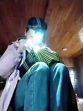 Snapshot of lytamye chatting on 12/06/24, 01:07 lytamye online show from 12/06/24, 01:07