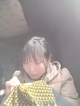 Snapshot of lytamye chatting on 02/12/25, 02:56 lytamye online show from 02/12/25, 02:56