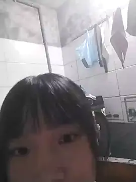 Snapshot of lytamye chatting on 02/23/25, 01:32 lytamye online show from 02/23/25, 01:32