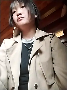 Snapshot of lytamye chatting on 03/05/25, 10:22 lytamye online show from 03/05/25, 10:22