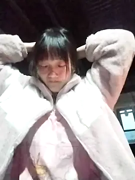 Snapshot of lytamye chatting on 03/06/25, 11:03 lytamye online show from 03/06/25, 11:03