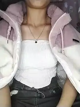 Snapshot of lytamye chatting on 03/07/25, 09:07 lytamye online show from 03/07/25, 09:07