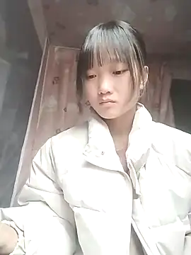 Snapshot of lytamye chatting on 03/08/25, 03:17 lytamye online show from 03/08/25, 03:17