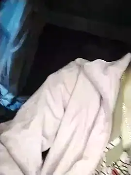 Snapshot of lytamye chatting on 03/10/25, 10:37 lytamye online show from 03/10/25, 10:37