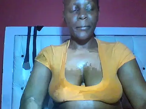 Snapshot of Sweet-piie chatting on 11/12/25, 06:30 Sweet-piie online show from 11/12/25, 06:30