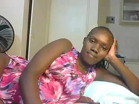 Slimthick900 online show from 01/22/25, 07:56