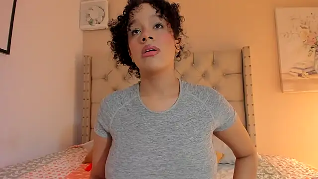 vanesasexyhot21 online show from 12/21/25, 01:46