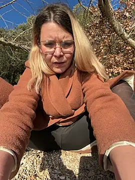 EmyLana online show from 03/13/26, 07:15